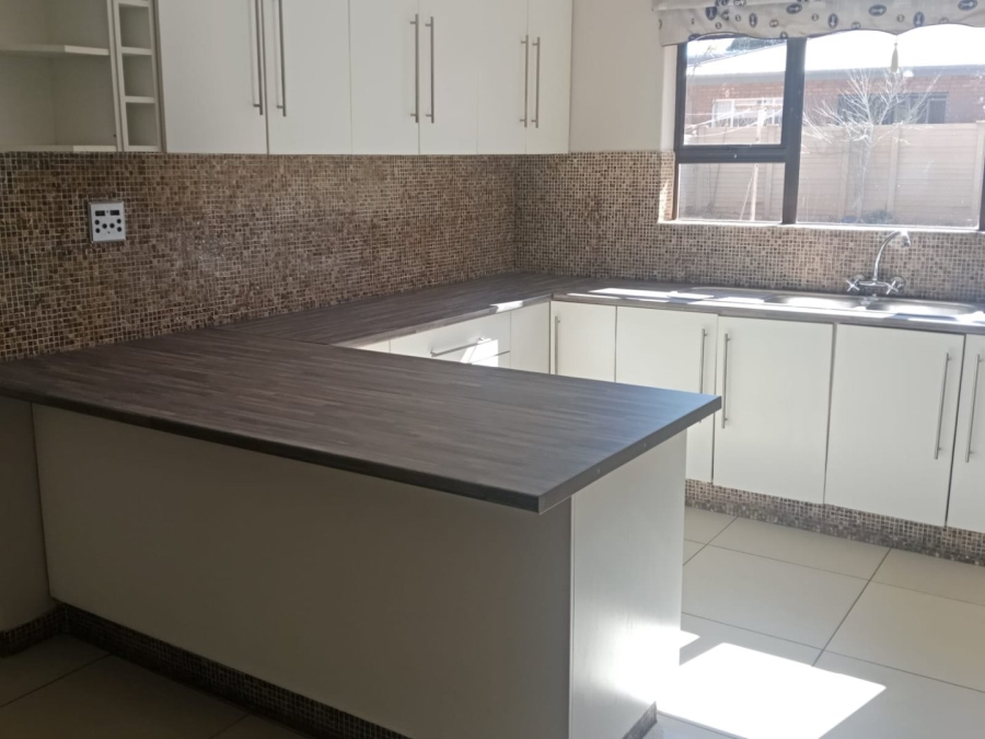 4 Bedroom Property for Sale in Kuruman Northern Cape